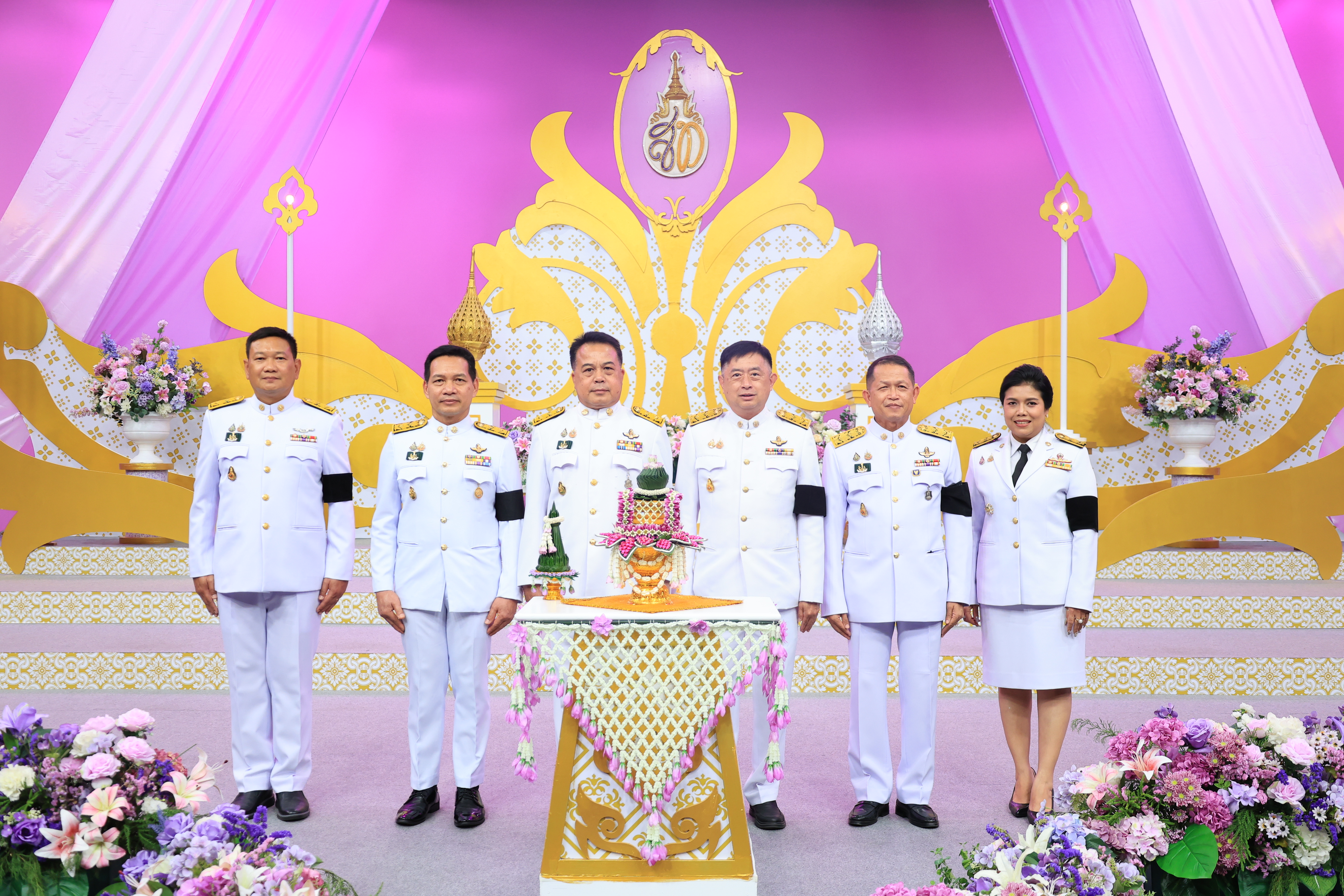 title - คณะผู้บริหาร ส.ป.ก. บันทึกเทปถวายพระพรชัยมงคล สมเด็จพระนางเจ้าสุทิดา พัชรสุธาพิมลลักษณ พระบรมราชินี เนื่องในโอกาสวันเฉลิมพระชนมพรรษา 48 พรรษา